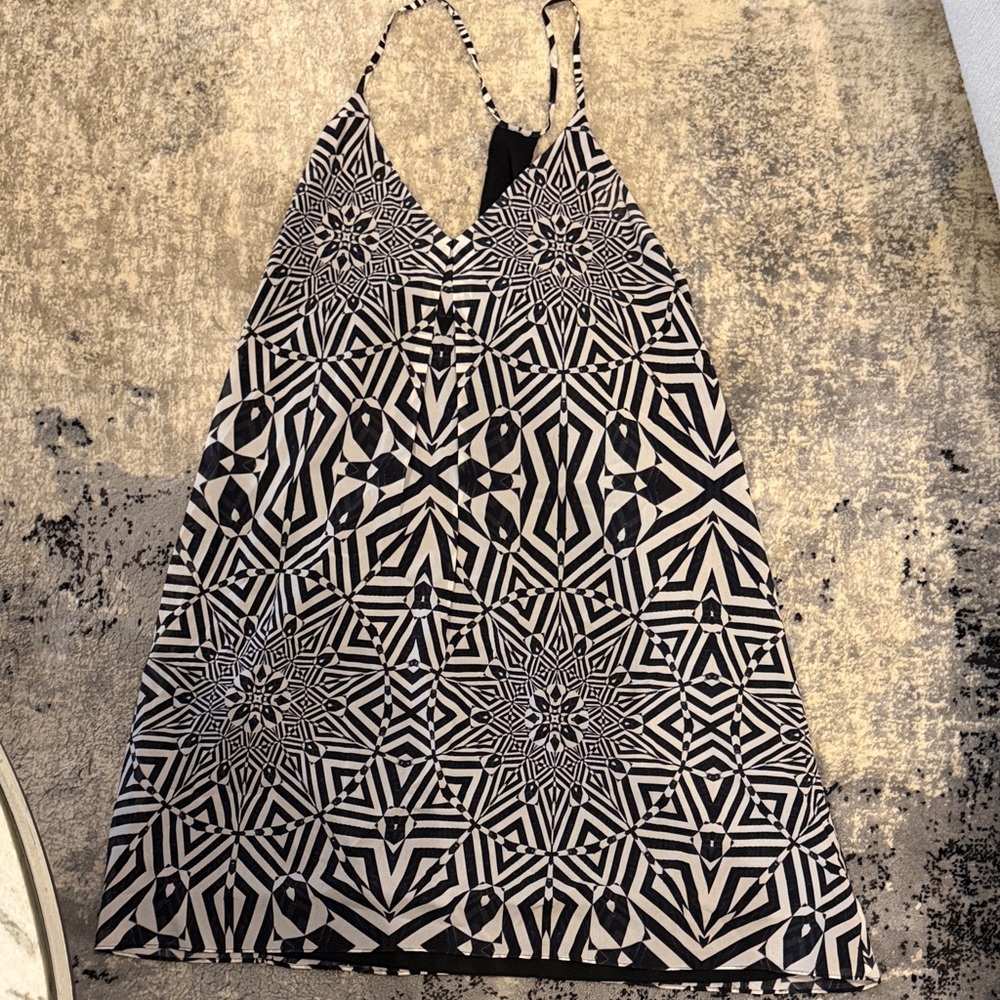 Alice + Olivia Black and White Geometric Mini Dress